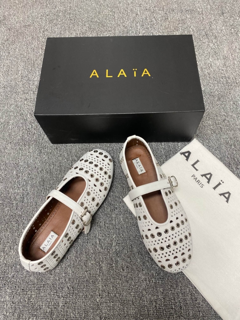 Alaia Flat Shoes
